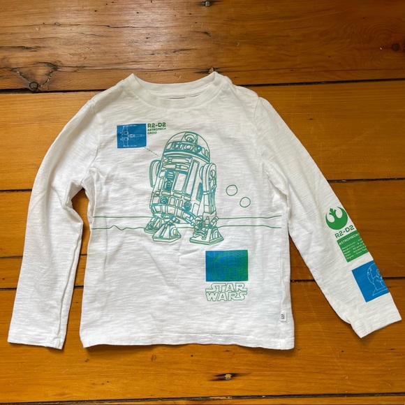 GAP Other - Gap Star Wars long-sleeve t-shirt